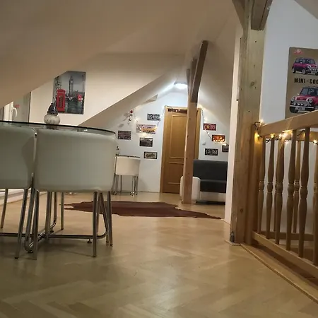 Penthouse Lipova 20