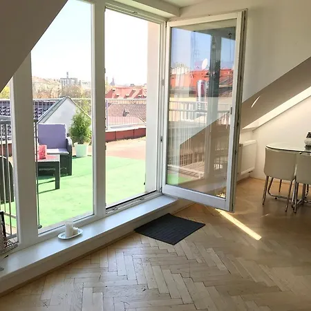 Penthouse Lipova 20 Apartment *
