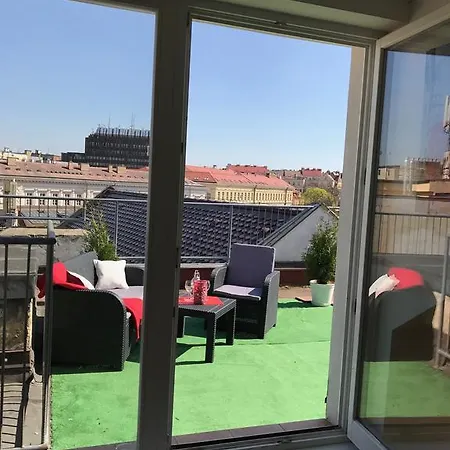Penthouse Lipova 20 * Prague