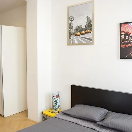דירה Penthouse Lipova 20 *